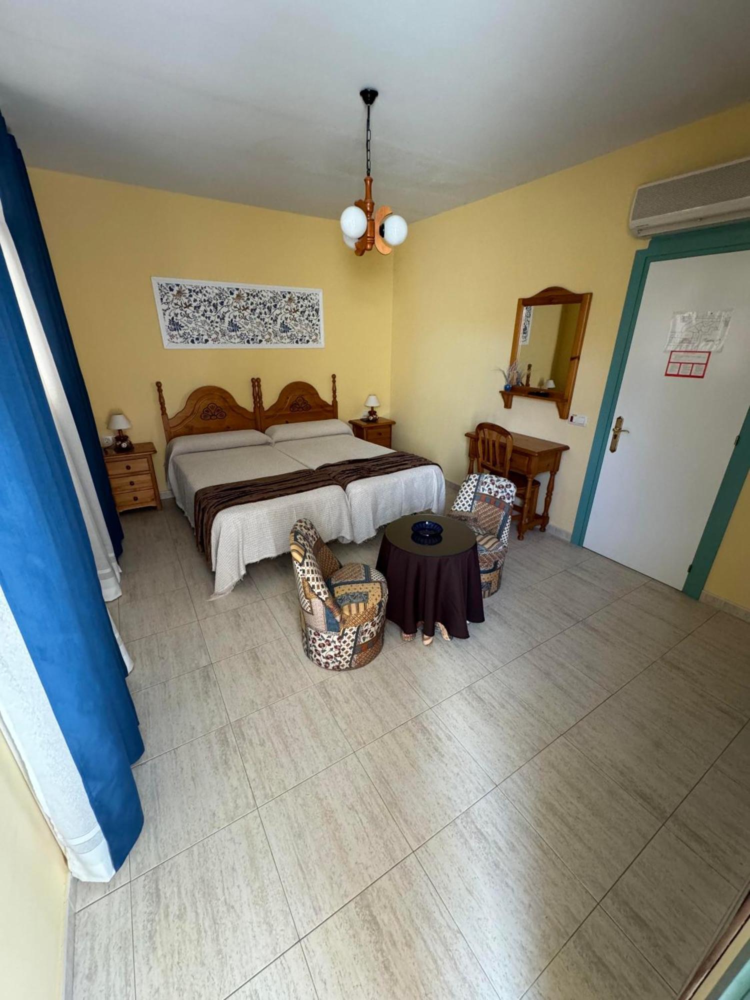 Hostal Joaquin Las Ventas con Pena Aguilera Екстер'єр фото