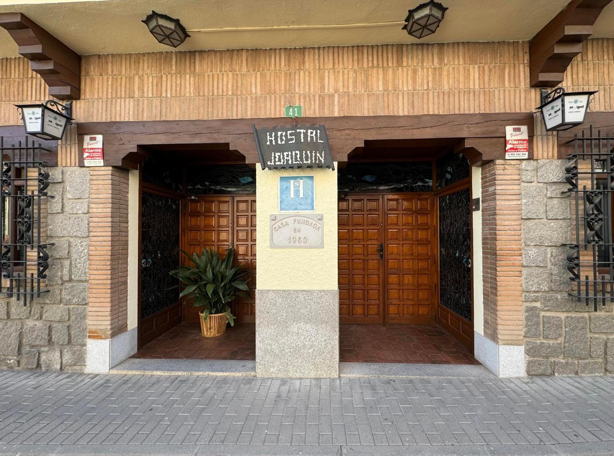 Hostal Joaquin Las Ventas con Pena Aguilera Екстер'єр фото